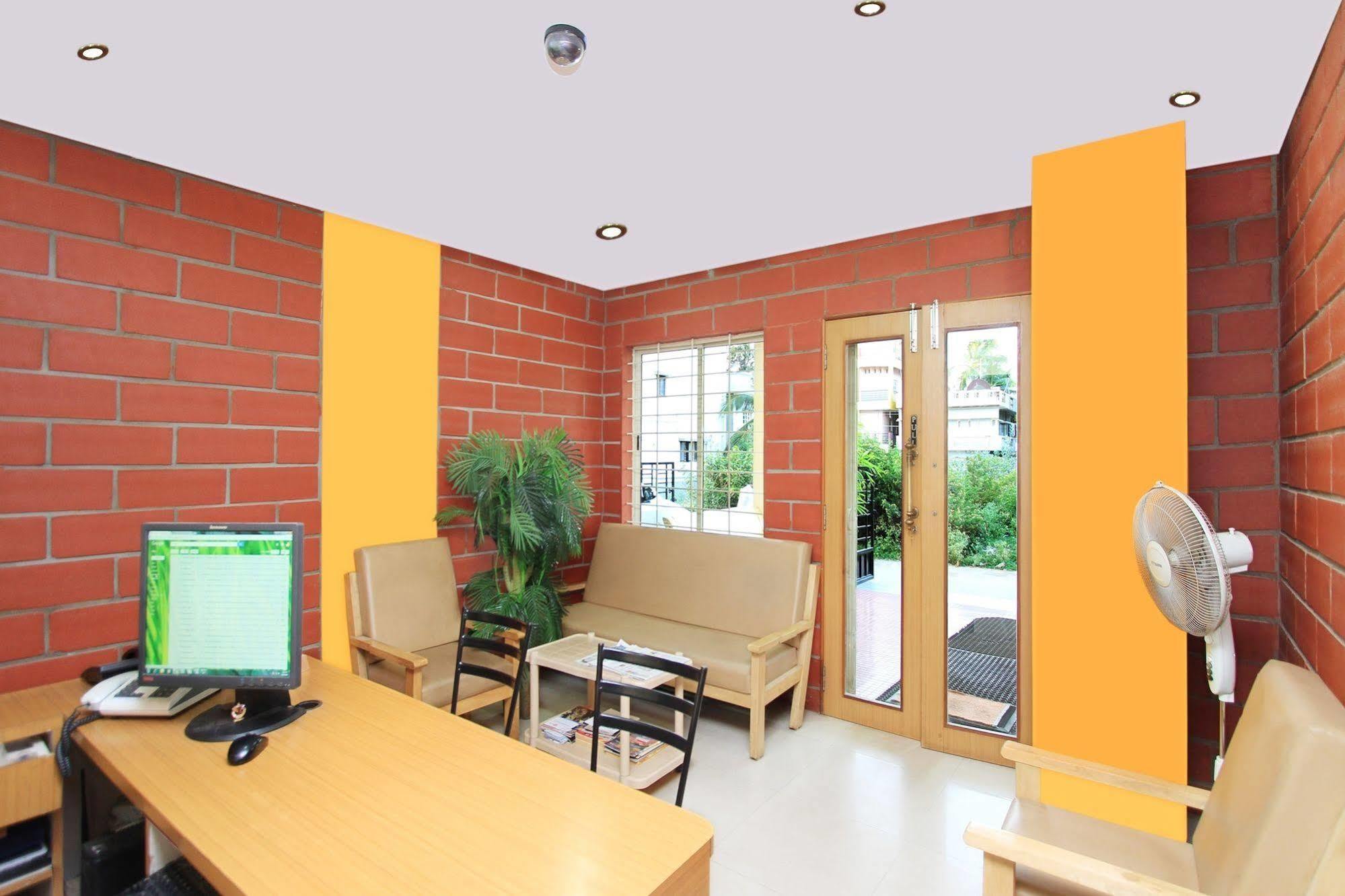 Kempton Hotel Колката Екстер'єр фото