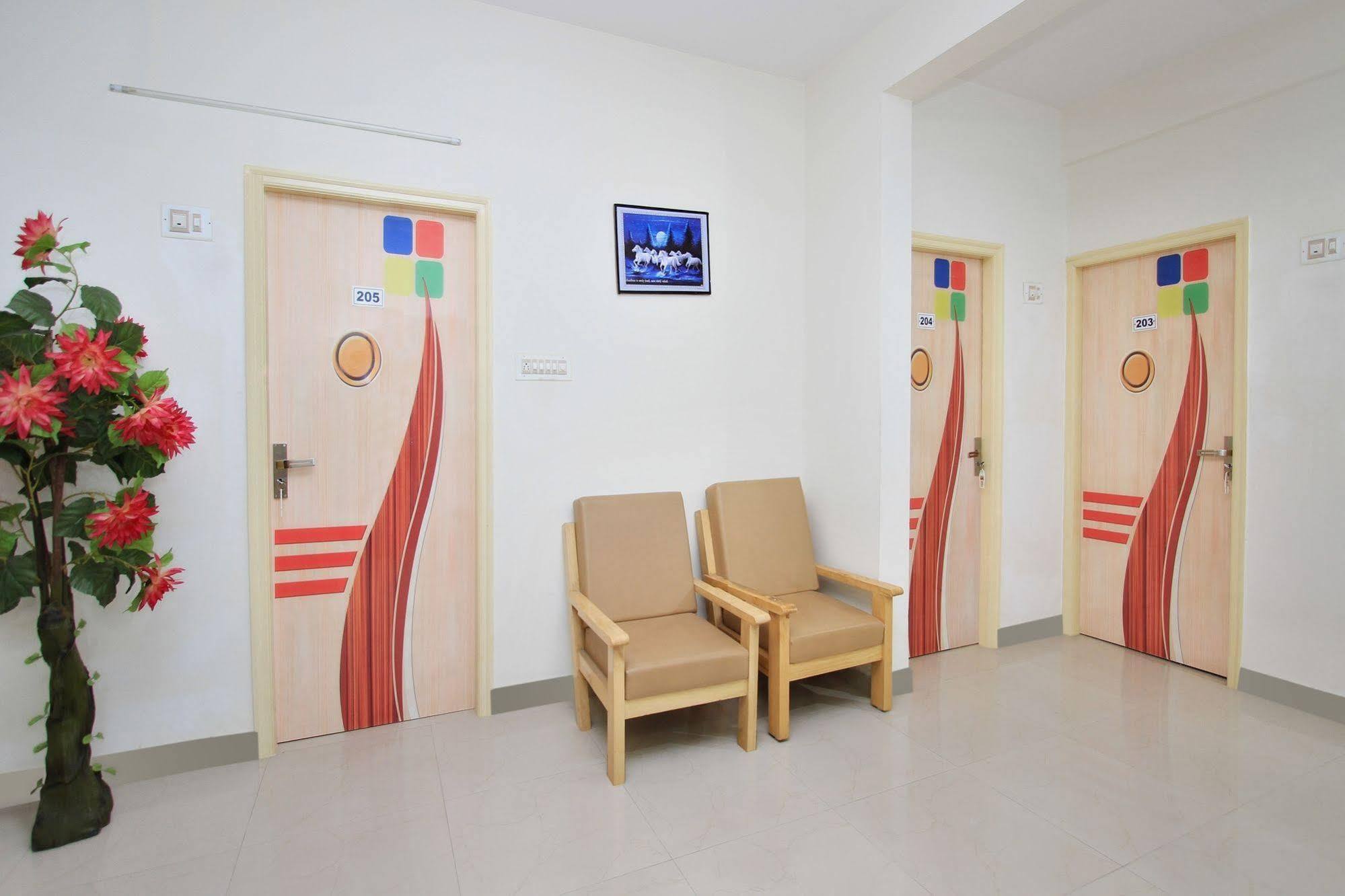 Kempton Hotel Колката Екстер'єр фото
