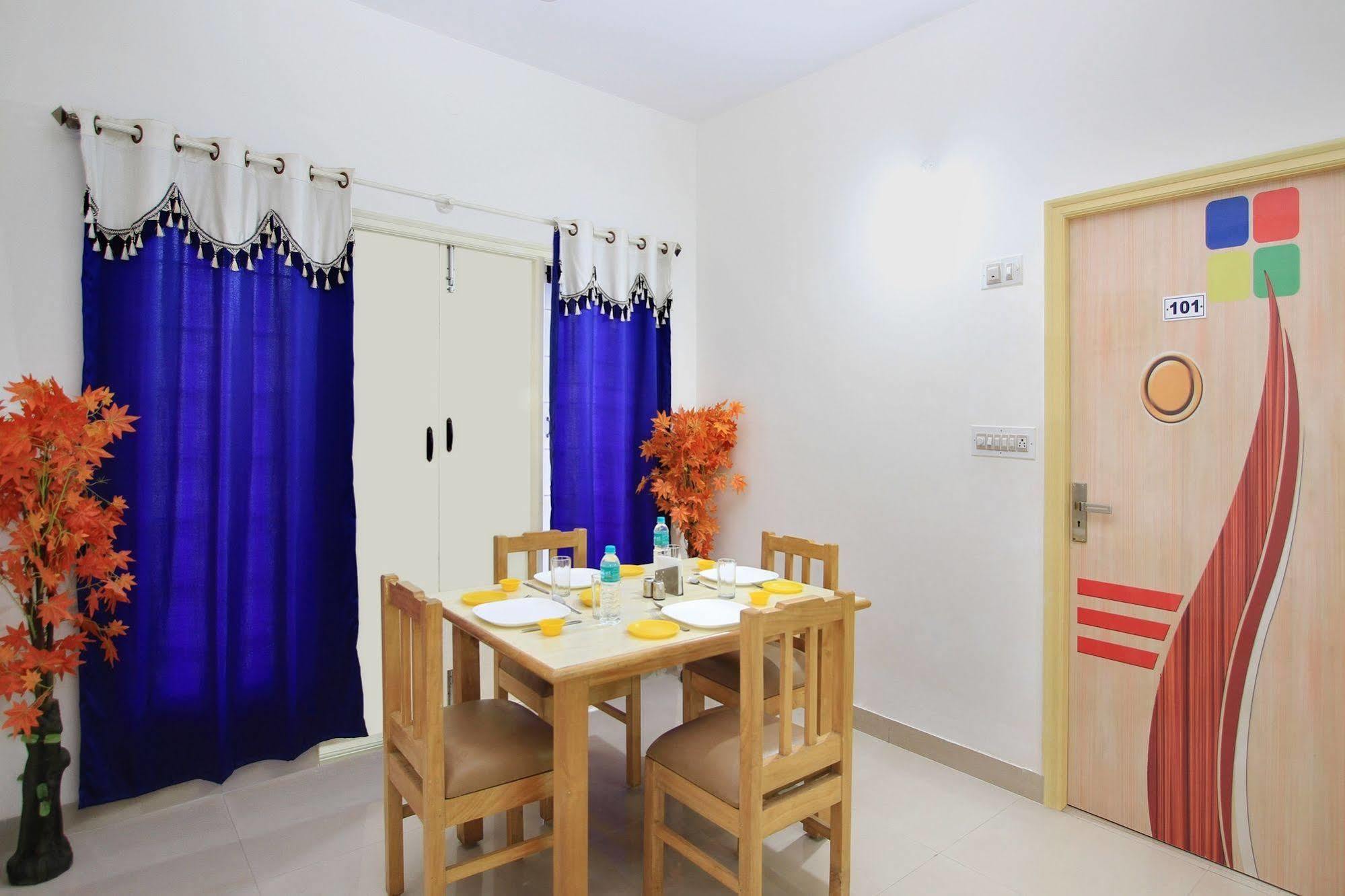 Kempton Hotel Колката Екстер'єр фото