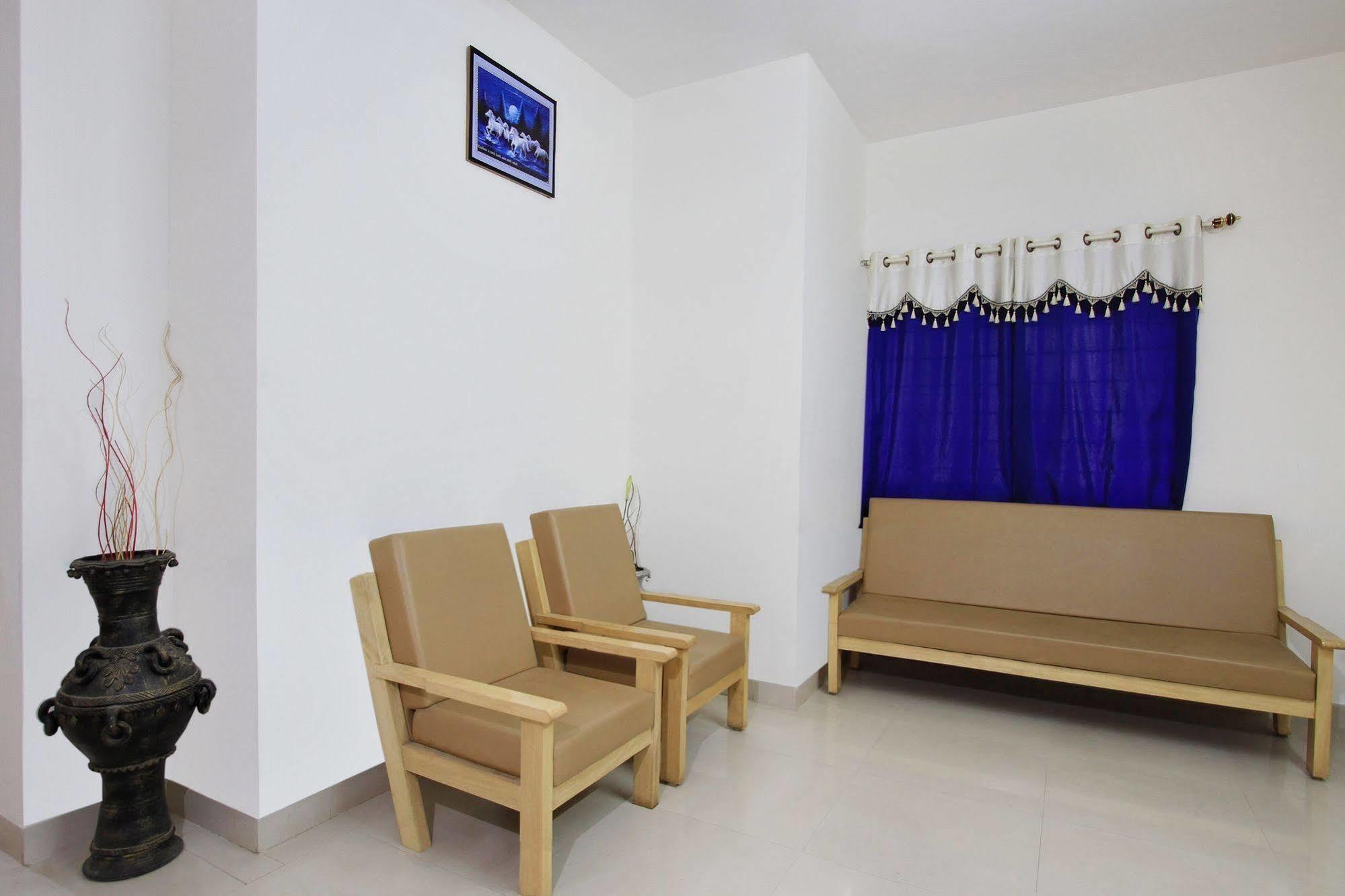Kempton Hotel Колката Екстер'єр фото