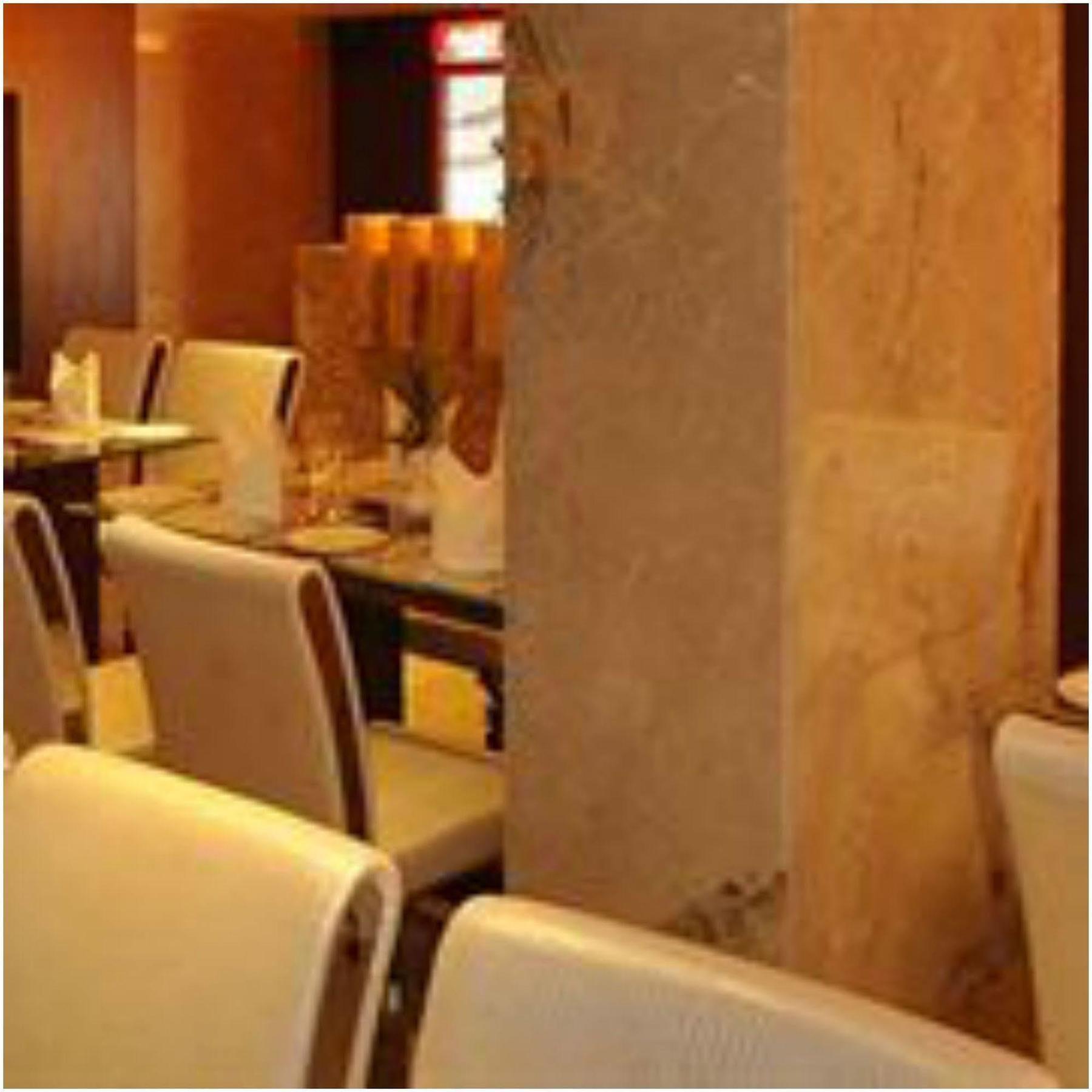 Kempton Hotel Колката Екстер'єр фото